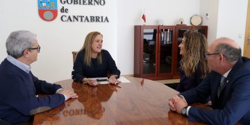 El Gobierno de Cantabria y la Facultad de Derecho estudian nuevas vías de colaboración