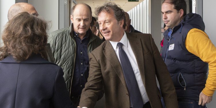 El Gobierno apoyará las reivindicaciones de los ganaderos afectados por la nueva normativa de la Ley de Costas