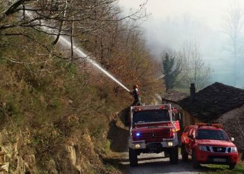 El personal de extinción de incendios forestales carece de los Equipos de Protección Individual que establece la ley