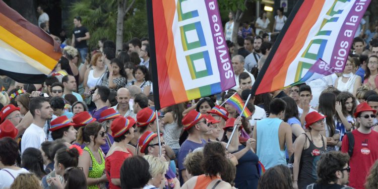 CCOO insta al consejero de Educación, Formación Profesional y Universidades a negociar un protocolo contra la LGTBiQ+fobia