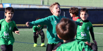 El Campus de Navidad del Racing reúne en La Albericia a 134 jóvenes de entre cinco y 14 años