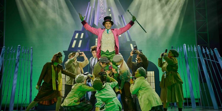 El último estreno de teatro de la temporada y las seis funciones de ‘Charlie y la fábrica de chocolate’ cierran la próxima semana la programación del Palacio de Festivales