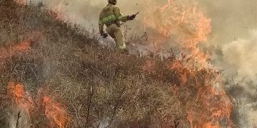 Aumentan a 10 los incendios activos en la comunidad