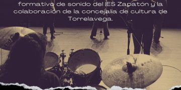 Concierto de la Escuela Municipal de Música y del IES Zapatón en la Plaza Baldomero Iglesias