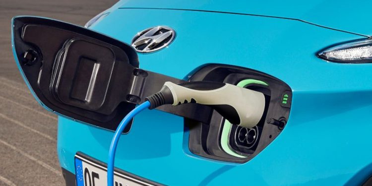 El Gobierno de Cantabria destinará más de 956.000 euros a la instalación de puntos de recarga de vehículos eléctricos en 32 municipios