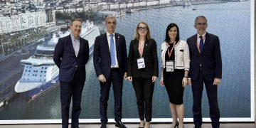 Fernández asegura que el turismo de cruceros permitirá hacer de Cantabria “un destino de clase mundial” y supondrá un gran impulso para la economía  