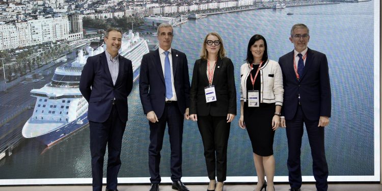 Fernández asegura que el turismo de cruceros permitirá hacer de Cantabria “un destino de clase mundial” y supondrá un gran impulso para la economía