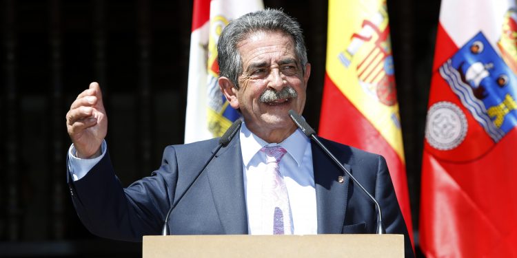 Revilla no se presentará a las europeas