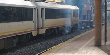 El tren averiado en Torrelavega tenia unos 40 años