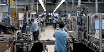 El Gobierno de Cantabria eleva a 7 millones de euros la dotación de las ayudas CRECE para inversiones industriales