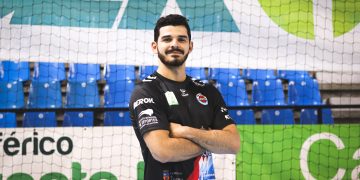 Da Costa Silva nuevo fichaje de Sinfin y Tioumentsev renovado