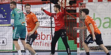 Calle continuará defendiendo la portería de Torrelavega