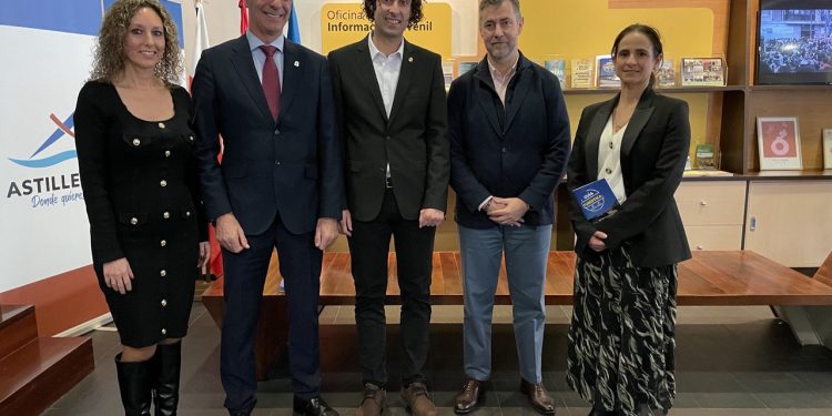 El Astillero estrena nueva oficina de turismo