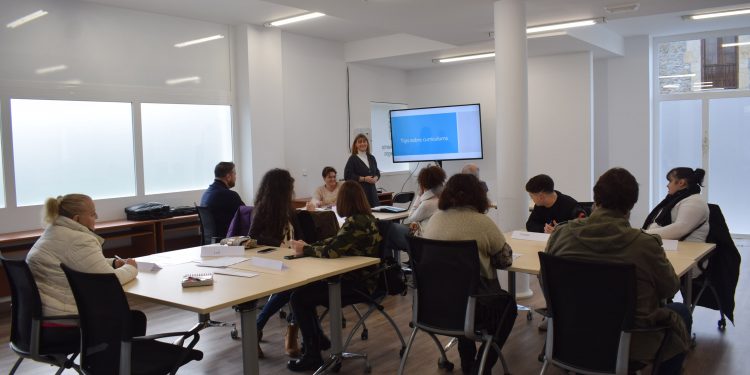 La Lanzadera de empleo de Piélagos comienza con 16 personas