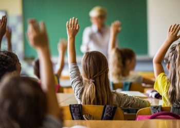 Cantabria recomienda el uso de mascarillas en centros educativos