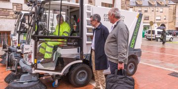 Torrelavega mejorará el Servicio de Limpieza Viaria con la adquisición de dos barredoras