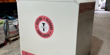 Torrelavega recoge 125 toneladas de textil y calzado en el último año