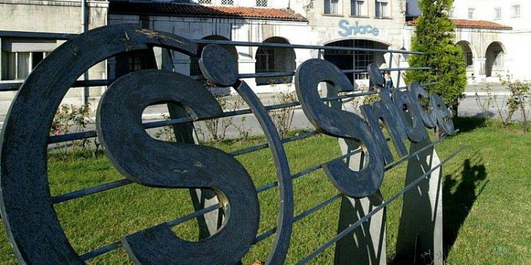 Revocada la multa millonaria a Sniace: TSJC anula sanción de 37,2 millones por derechos de emisión de CO2 en 2020