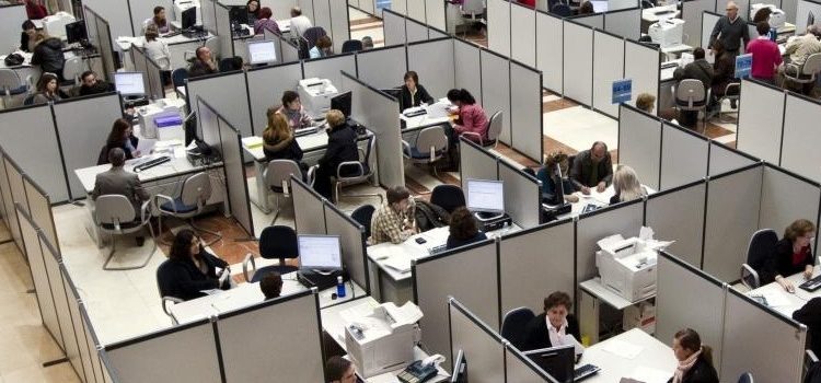 CCOO denuncia que el Gobierno de Cantabria “ha robado” 473.000 euros para mejoras para el personal laboral con el aval de UGT, SIEP y TU