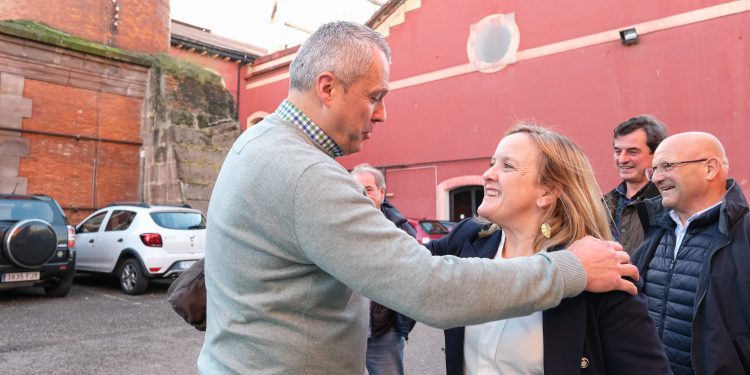 El Gobierno reitera su apuesta por el municipalismo y pide el apoyo de los ayuntamientos para poner a Cantabria “a la cabeza de España”