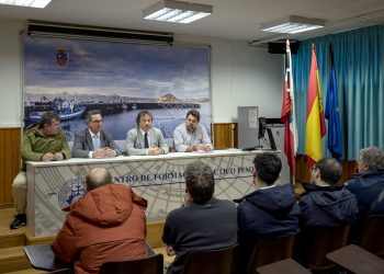Palencia transmite tranquilidad al sector pesquero y llama a la calma ante la “escasa presencia” de pellets