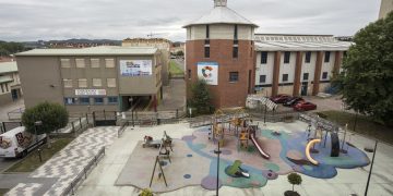 El Ayuntamiento de Camargo apuesta por las energías renovables a través de la instalación de paneles solares en edificios públicos