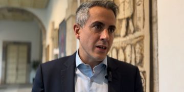 Pablo Zuloaga: “Pascual debe dar a conocer plazos, cifras y el porqué del retraso en las obras del helipuerto de Valdecilla”