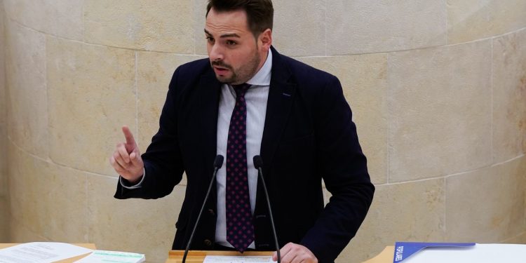 El PP emplaza a Zuloaga a condenar y perseguir los ataques contra las personas LGTBI con «seriedad y fundamento» y no por «puro postureo político»