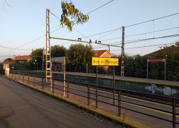 Muere un joven tras una pelea en el apeadero del tren de Boo de Piélagos