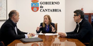 El Gobierno de Cantabria colaborará con el nuevo Colegio de Ciencias Políticas y Sociología para apoyar a sus profesionales