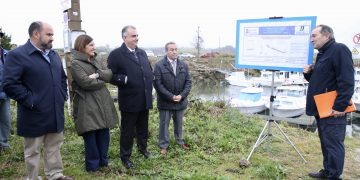 Buruaga anuncia el comienzo de las obras en La Pozona de Miengo con el objetivo de que «esté a la altura del resto de puertos de Cantabria» al final de la legislatura