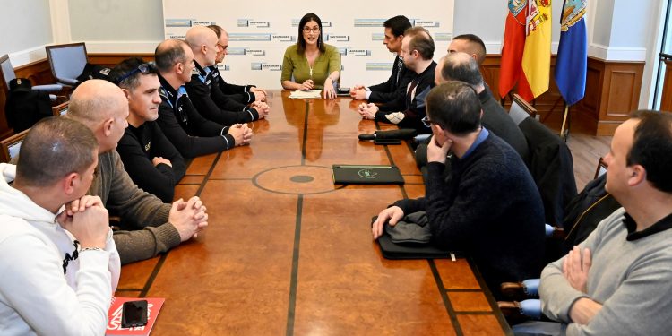 Igual agradece a los mandos y sindicatos de Policía Local la colaboración para buscar la mejor solución al sistema de comunicaciones