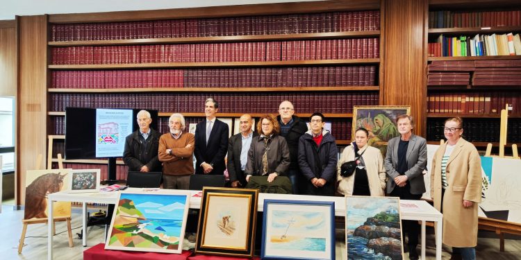 Cámara Torrelavega será la sede de una subasta pública de obras de arte local en beneficio de AMICA