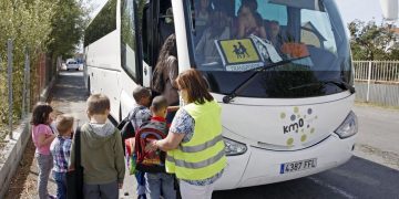 CCOO advierte que la degradación de las condiciones de la plantilla de transporte escolar está deteriorando el servicio porque falta personal