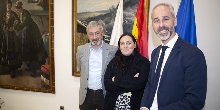 Silva destaca las enseñanzas artísticas como “una salida real” para desarrollar profesiones en el futuro