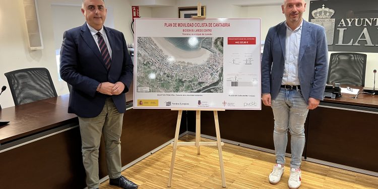 Roberto Media presenta el proyecto de carril bici ‘Laredo centro’ con un presupuesto de 442.000 euros