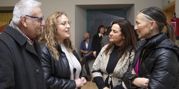 Gómez del Río considera crucial la formación e información sobre el VIH entre los jóvenes para evitar la transmisión