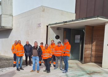 El 100% de la plantilla secunda la segunda jornada de huelga del servicio de recogida de residuos de Bezana