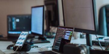 El Clúster de la Industria Cinbesa y MNEMO se unen para impulsar la ciberseguridad en el Besaya