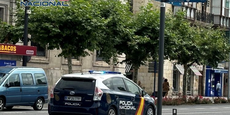 La Policía Nacional ha detenido a un varón como presunto autor de un robo con violencia