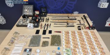La Policía Nacional detiene a un varón dedicado a la venta y distribución de cocaína,  MDMA, cristal, hachís y marihuana  por el método llamado “telecoca”
