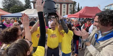 1.700 peñitas dan color al Concurso de «Alunias con» en La Fondona de Astillero