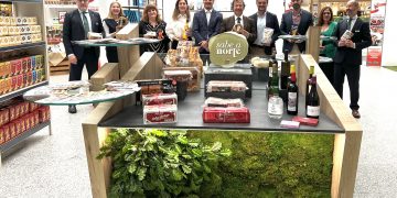 Palencia destaca la labor de los productores como «los auténticos embajadores» de la calidad agroalimentaria del mundo rural de Cantabria