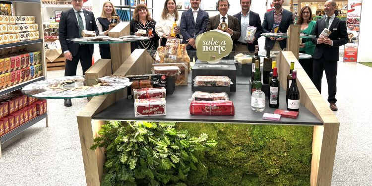 Palencia destaca la labor de los productores como «los auténticos embajadores» de la calidad agroalimentaria del mundo rural de Cantabria