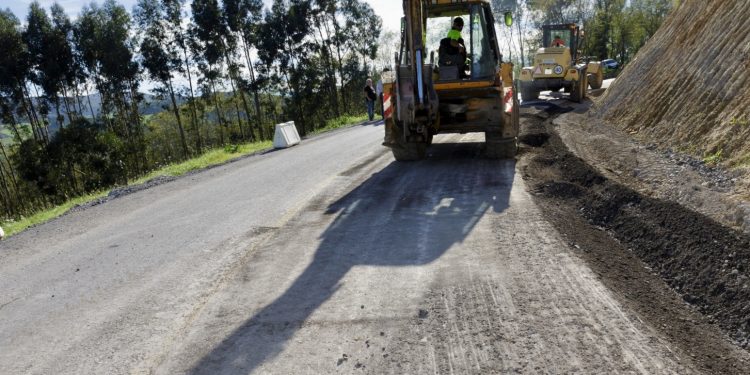 Media anuncia la inminente licitación de las obras de mejora de las carreteras entre Santullán-Otañes y entre Mentera Barruelo-La Alcomba, con una inversión de 7,5 millones