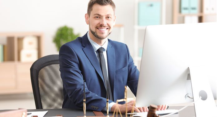 Industria convoca dos becas para graduados en Derecho en la Dirección General de Comercio y Consumo