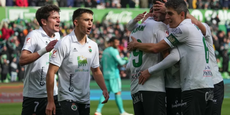 El Racing, con 48 tantos en 30 jornadas, es el equipo más goleador de LaLiga Hypermotion