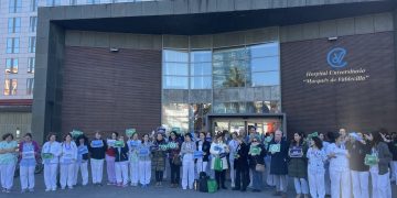 Enfermeras de Cantabria se manifiestan en Santander contra la discriminación y la brecha de género laboral