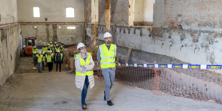 El Gobierno continuará impulsando el proyecto de La Lechera para convertirlo en un “revulsivo cultural” para Torrelavega