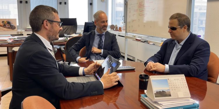 Educación renovará el convenio de colaboración con la ONCE para atender a alumnos con discapacidad visual